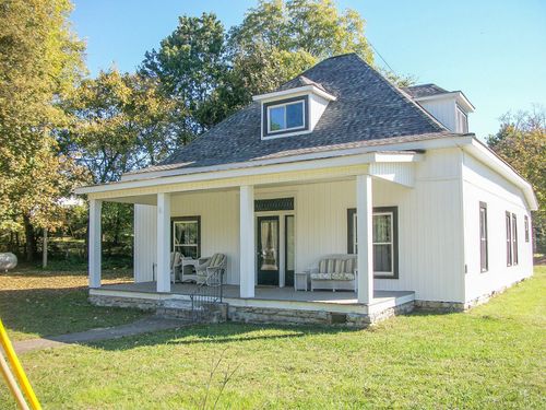 7499 Suggs St, Christiana, TN, 37037-6037 | Card Image