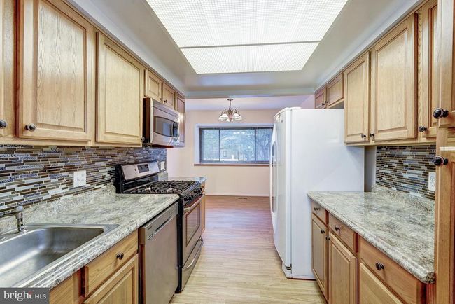 1502 Farsta Ct, Townhouse with 3 bedrooms, 4 bathrooms and null parking in RESTON VA | Image 5