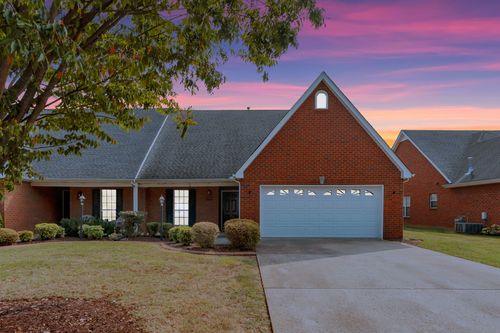2555 Shinnecock Ct, Murfreesboro, TN, 37127-8390 | Card Image