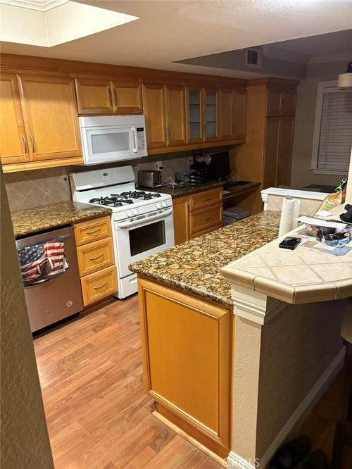 1400 Vista Grande, Fullerton, CA, 92835-2835 | Card Image