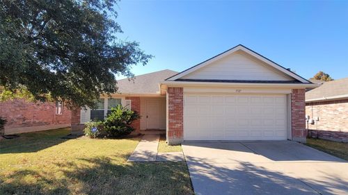 5727 Hunters Bend Ln, Dallas, TX, 75249-2300 | Card Image