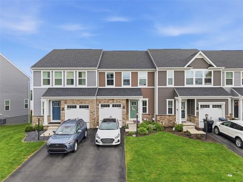 2044 Cade Dr, Monaca, PA, 15061-2332 | Card Image