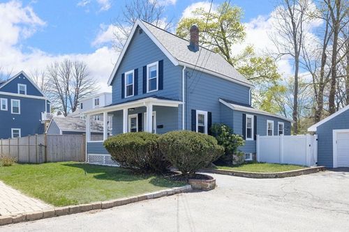 3 Ainsworth Pl, Melrose, MA, 02176-3603 | Card Image