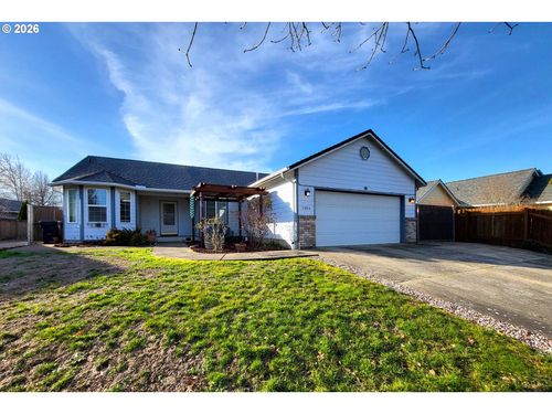 3884 Shenstone Dr, Eugene, OR, 97404-4108 | Card Image
