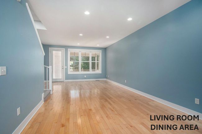 10571 Pinecone Trl, Condo with 3 bedrooms, 3 bathrooms and null parking in South Haven MI | Image 7