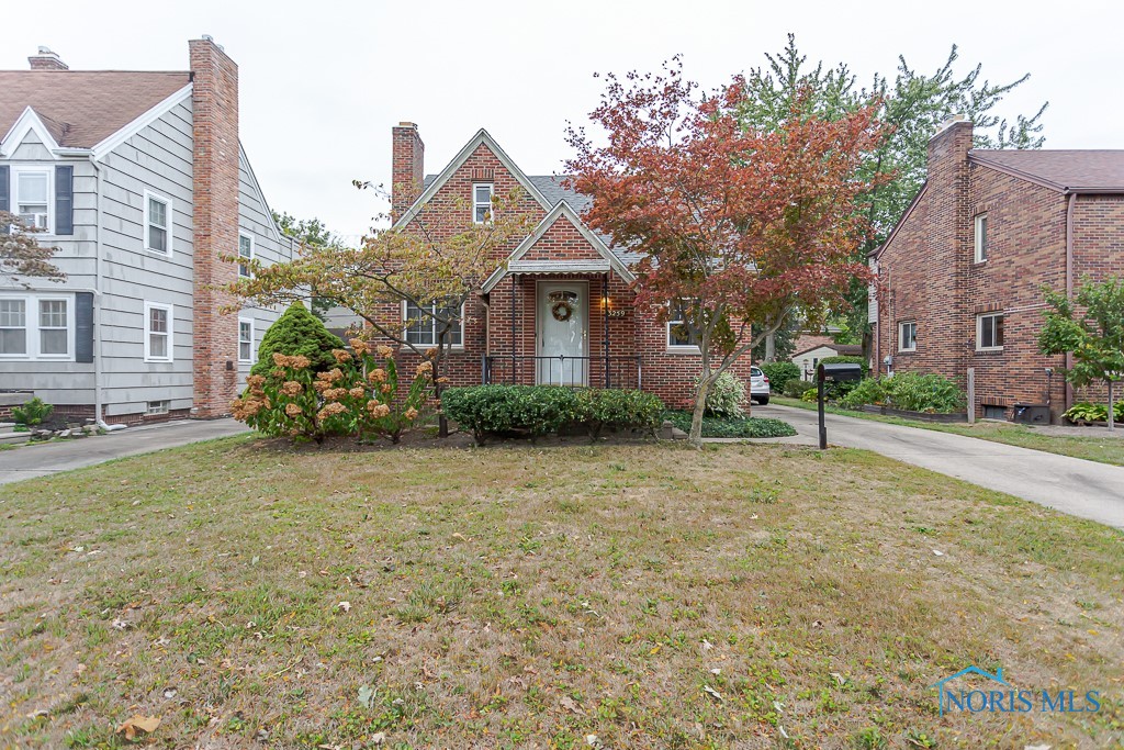 Wendover Dr, Toledo, OH 43606