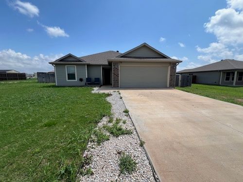 319 Foxtrot Ln, Abilene, TX, 79602-1391 | Card Image