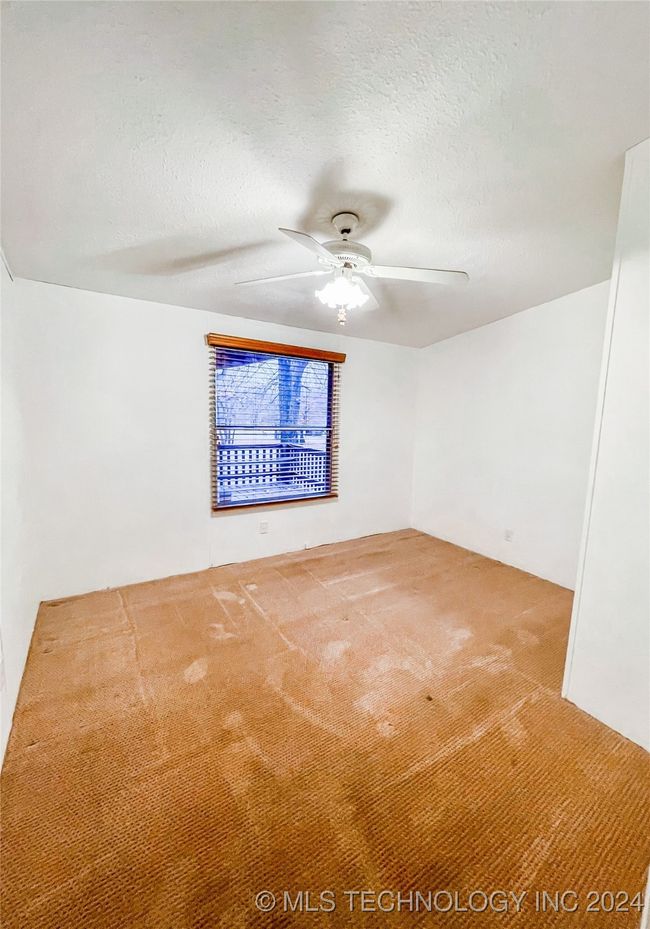 39 Summit Dr, House other with 3 bedrooms, 2 bathrooms and null parking in Canadian OK | Image 25