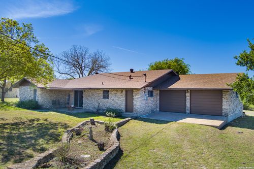 542 Fm 473, Comfort, TX, 78013-3623 | Card Image