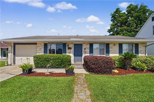 737 Oakwood Dr, Terrytown, LA, 70056-3007 | Card Image