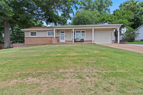 1117 Nelda Dr, Imperial, MO, 63052-2347 | Card Image