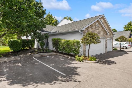 10a-1981 Hoadley Dr, Columbus, OH, 43228-6493 | Card Image
