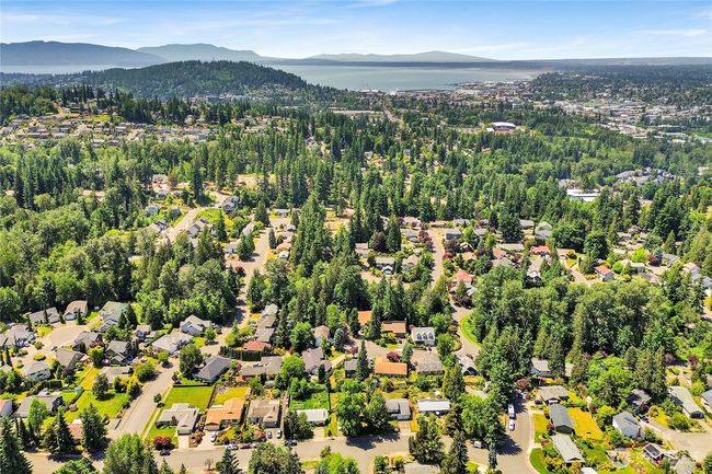 1106 Kenoyer Dr, House other with 3 bedrooms, 2 bathrooms and 1 parking in Bellingham WA | Image 38