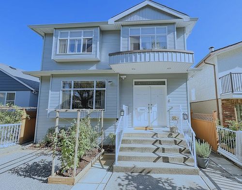 3039 E 18th Ave, Vancouver, BC, V5M2R4 | Card Image