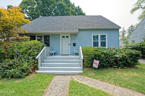 91 Pinehurst Ave, Albany, NY, 12203-2507 | Card Image