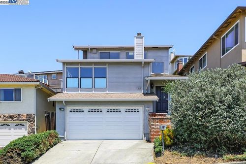 16520 Page St, San Leandro, CA, 94578-1221 | Card Image
