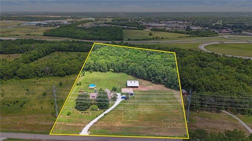 34860 W 95th St, De Soto, KS, 66018-9192 | Card Image