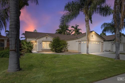 5315 Silvergate St, Bakersfield, CA, 93313-4502 | Card Image