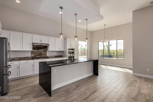 13073 N Vistoso Ranch Pl, Oro Valley, AZ, 85755-1102 | Card Image