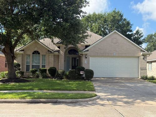1626 Tynemouth Dr, Pasadena, TX, 77504-5022 | Card Image