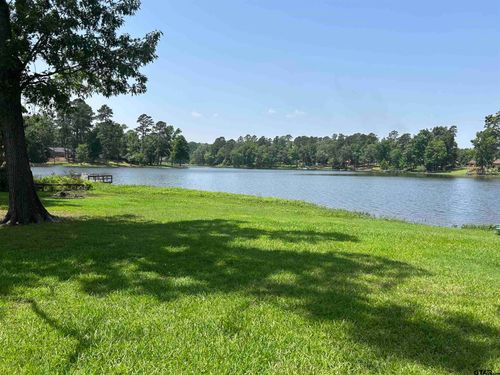 7892 Lakeshore Dr, Tyler, TX, 75707-3712 | Card Image