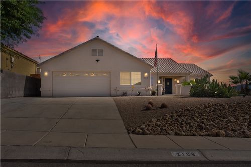 2106 Shadow Canyon Dr, Bullhead City, AZ, 86442-8811 | Card Image