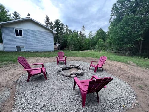606 Rye Road, Parry Sound Remote Area, ON, P0A1X0 | Card Image