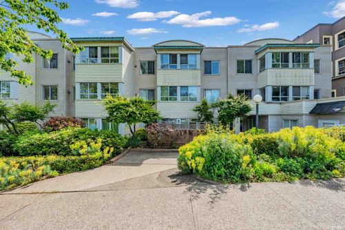 202-3624 Fraser St, Vancouver, BC, V5V4C8 | Card Image