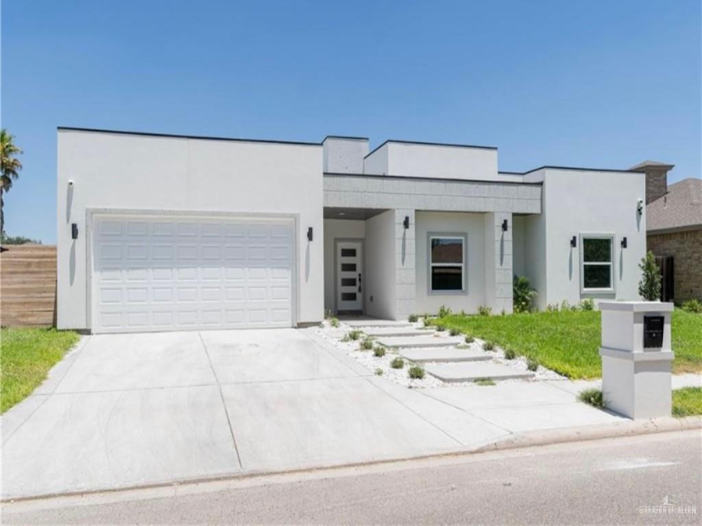 Tillie Ln, Mission, TX 78572