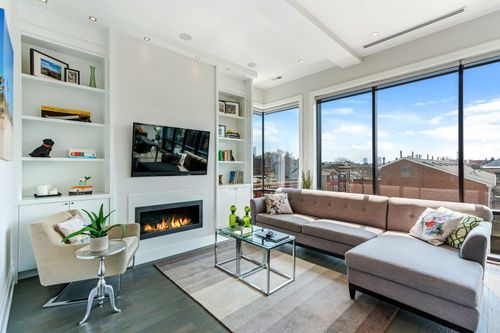 4-1404 W Chicago Ave, Chicago, IL, 60642-5478 | Card Image