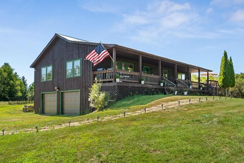 699 Kings Hill Rd, Bakersfield, VT, 05441-9716 | Card Image