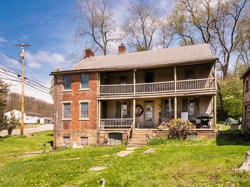 333 Perry Hwy, Harmony, PA, 16037-9701 | Card Image