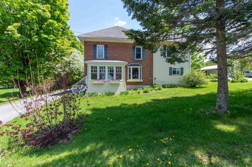67 Highland Ave, Derby Line, VT, 05830-8890 | Card Image