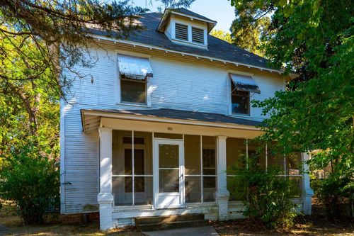 1024 Clifton Street, Conway, AR, 72034 | Card Image