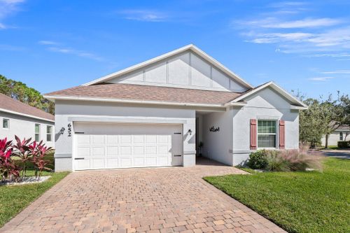 652 Ne Moss Rose Place, Port St. Lucie, FL, 34983 | Card Image