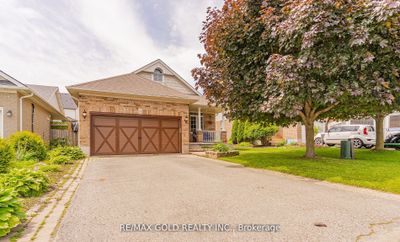 8 Fendley Rd, House other with 3 bedrooms, 3 bathrooms and 6 parking in Orangeville ON | Image 2