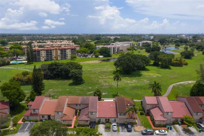 3531 Inverrary Blvd W, Home with 3 bedrooms, 2 bathrooms and null parking in Lauderhill FL | Image 4