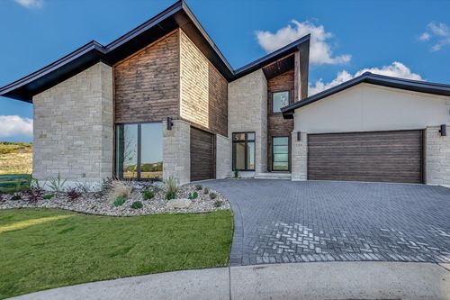 105 Via Roma Ct, Horseshoe Bay, TX, 78657 | Card Image