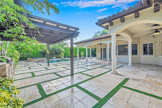 13400 Sw 83 Rd Ave, House other with 4 bedrooms, 6 bathrooms and null parking in Pinecrest FL | Image 28