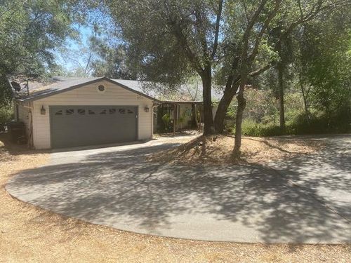 30731 Corral Dr, Coarsegold, CA, 93614 | Card Image