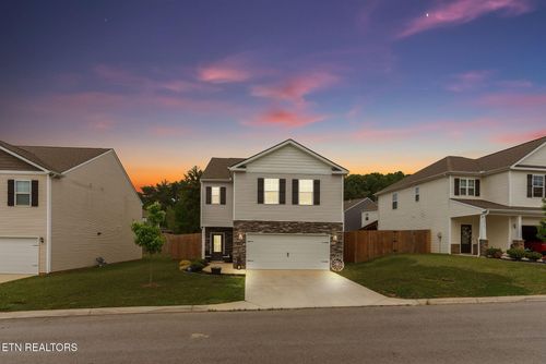 2922 Red Flame Rd, Knoxville, TN, 37921-2330 | Card Image