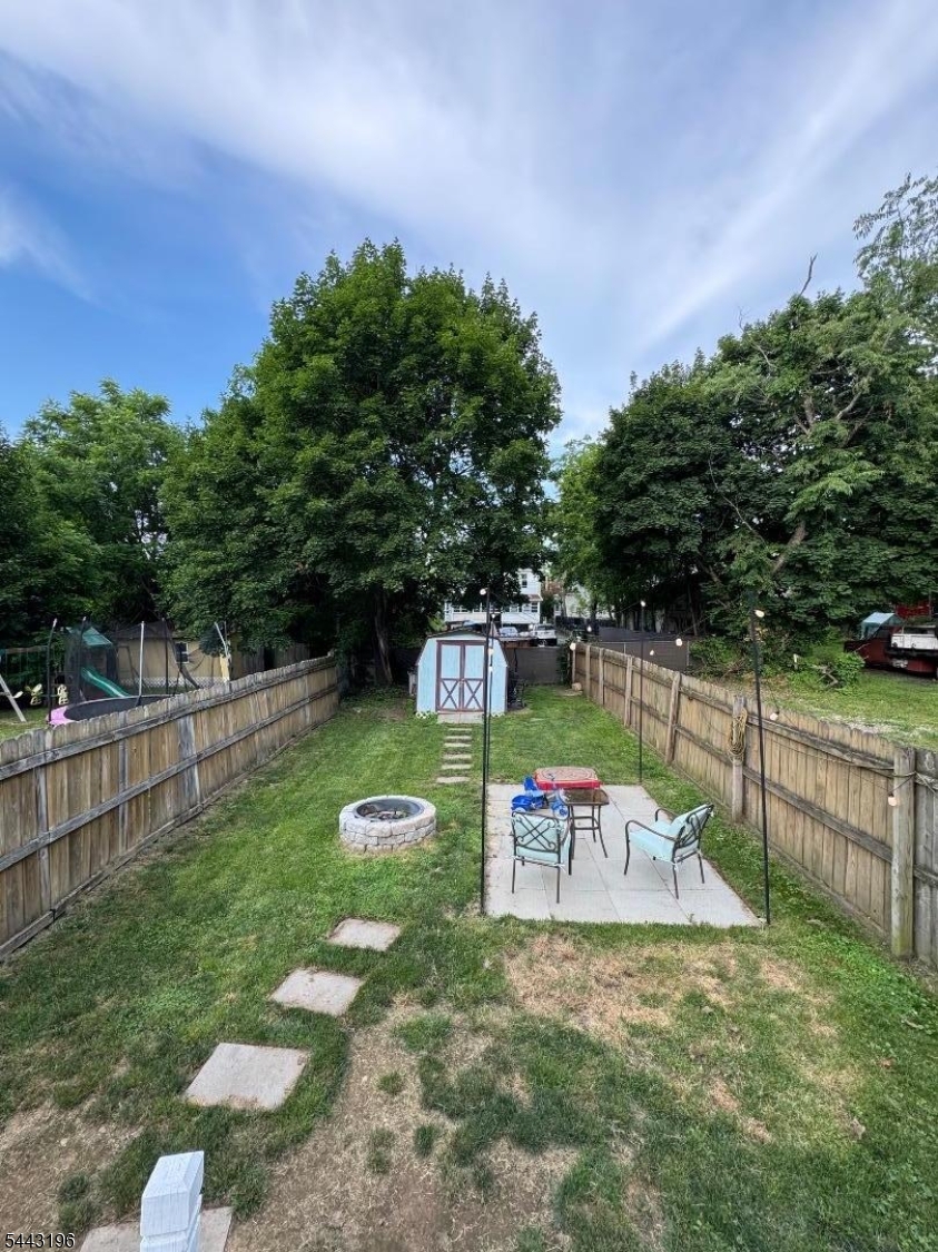 Residential in Washington Boro 5