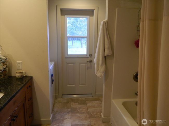 302 Summer Rd, House other with 1 bedrooms, 1 bathrooms and null parking in Tonasket WA | Image 22
