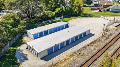 701 W Broadway St, Princeton, IN, 47670-2009 | Card Image