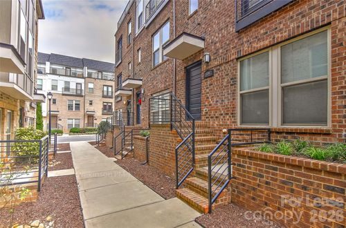 13047 Tinton Ave, Charlotte, NC, 28204-3577 | Card Image