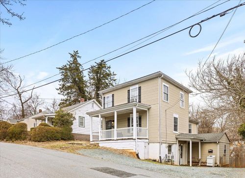 761 King St, CHARLOTTESVILLE, VA, 22903 | Card Image