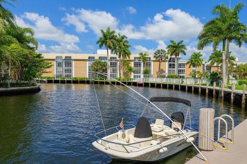 apt-103-3050 Ne 16th Ave, Oakland Park, FL, 33334-5225 | Card Image