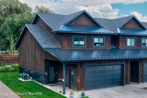 643 Stone Peak Loop, Driggs, ID, 83422-5274 | Card Image