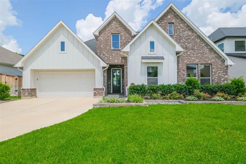3326 Winterwood Way, Weston Lakes, TX, 77441-2404 | Card Image