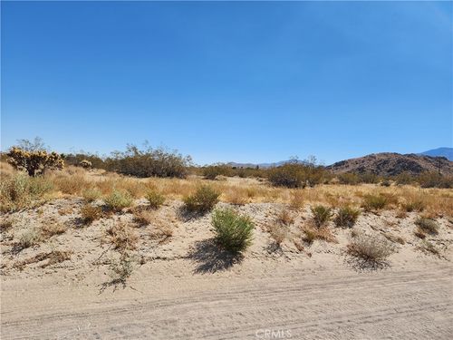 509 Baker Rd, Lucerne Valley, CA, 92356 | Card Image